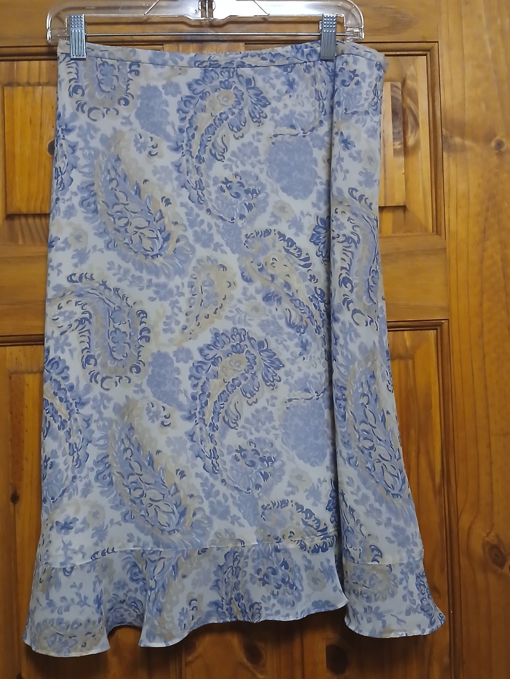 Jaclyn Smith Light Blue Paisley Midi Skirt